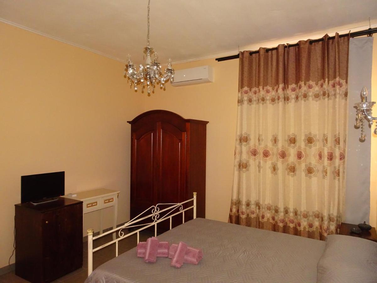 Bed and Breakfast La Casa Di Benedetta Syracuse Екстер'єр фото
