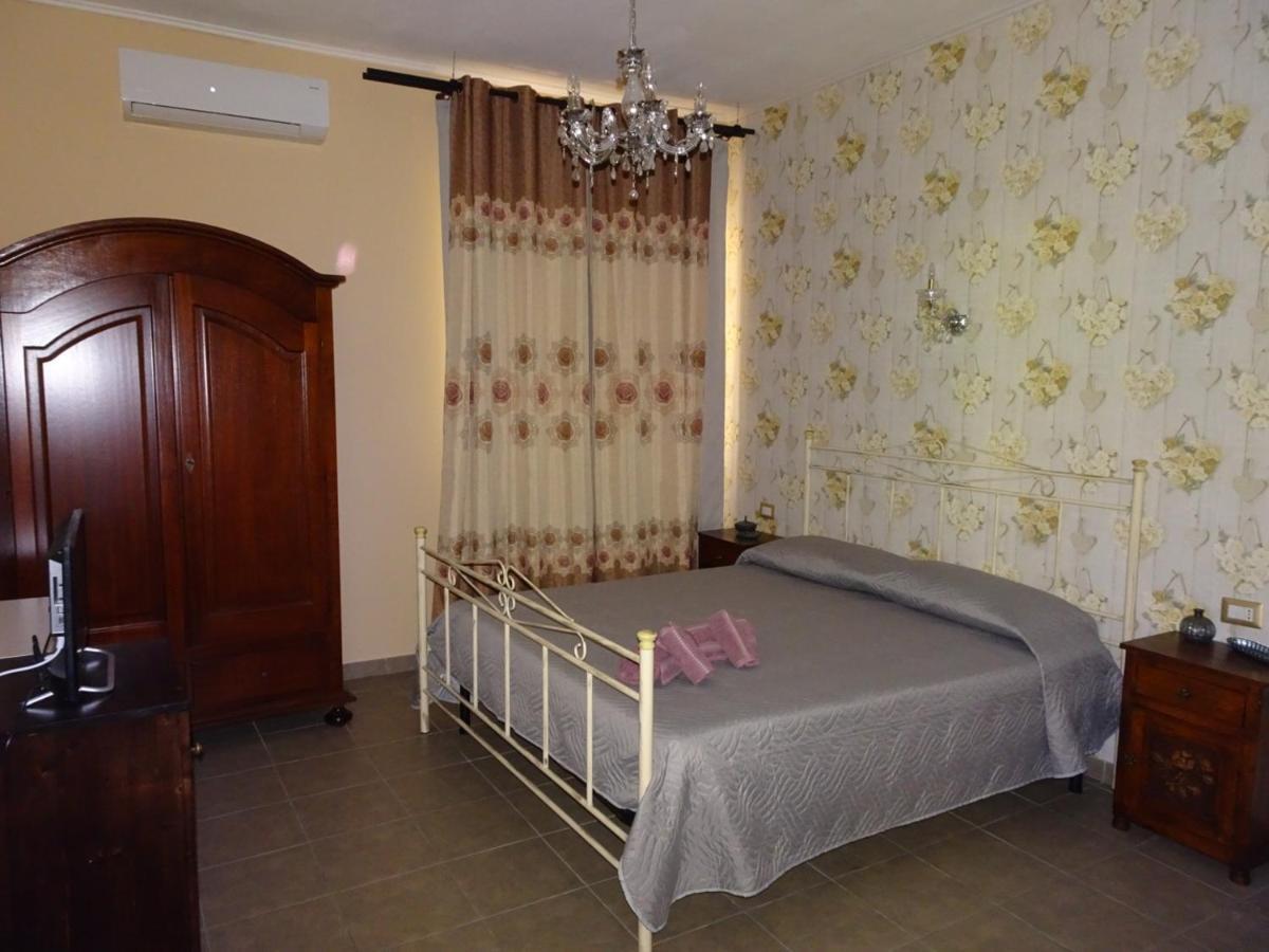 Bed and Breakfast La Casa Di Benedetta Syracuse Екстер'єр фото